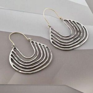 Anthropologie Silver Hammered U-Shape Crescent Earrings Boho Chic Statement